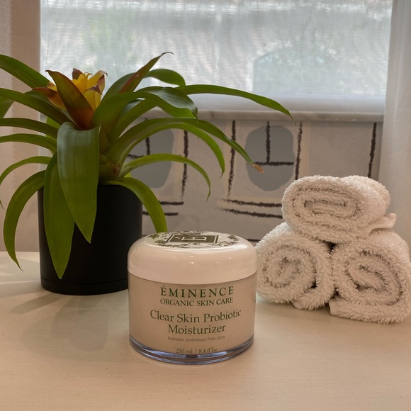 eminence clear skin probiotic moisturizer 8.4 oz